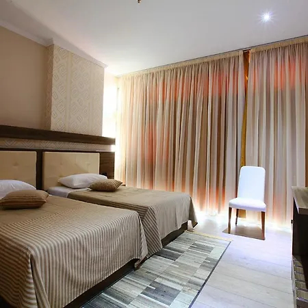 Partner 4* Vlorë